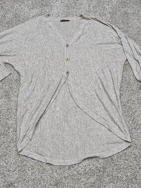 Final Touch Light Heather Gray Button-Front Knit Top